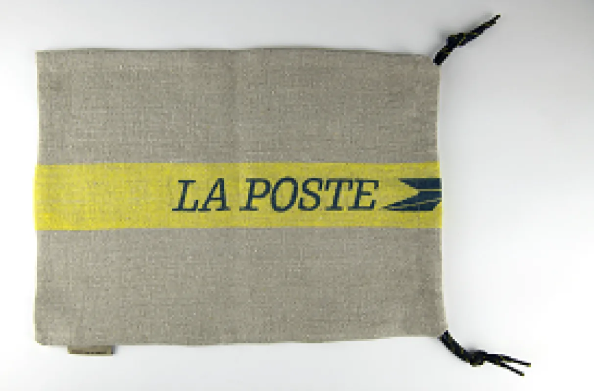 Vue 2 – Sac en toile postale avec écusson